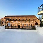 Port House شقة *